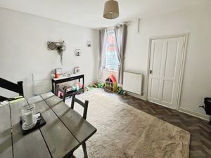 Dining Area- click for photo gallery